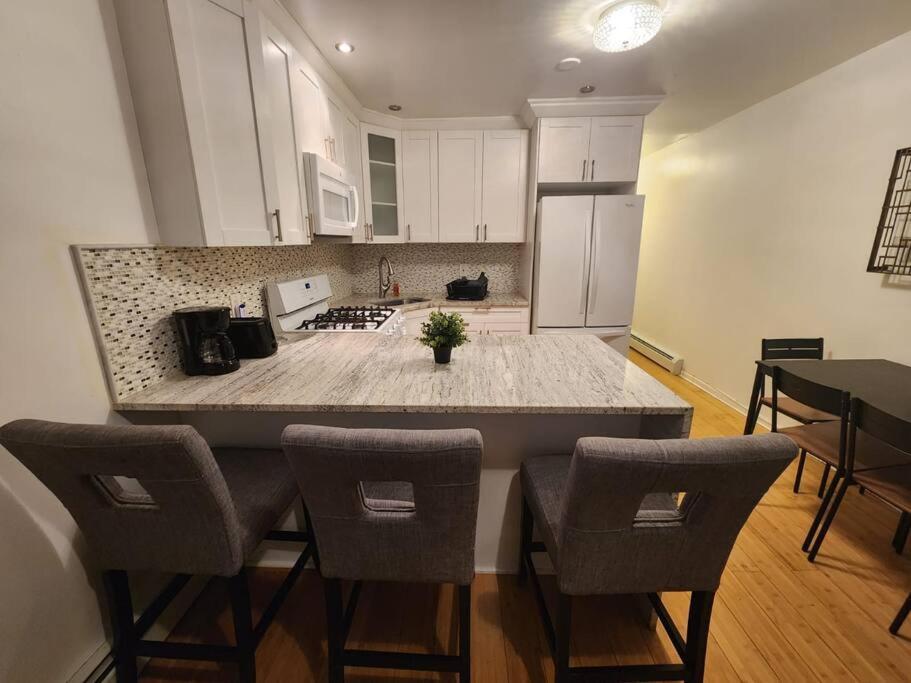 Cosy Modern Home Mins To Nyc! ユニオンシティ エクステリア 写真